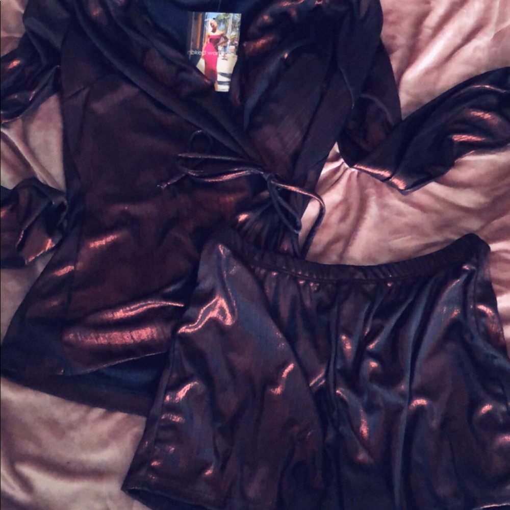 Two piece set